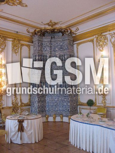 068 Kachelofen, Delfter Kacheln.JPG